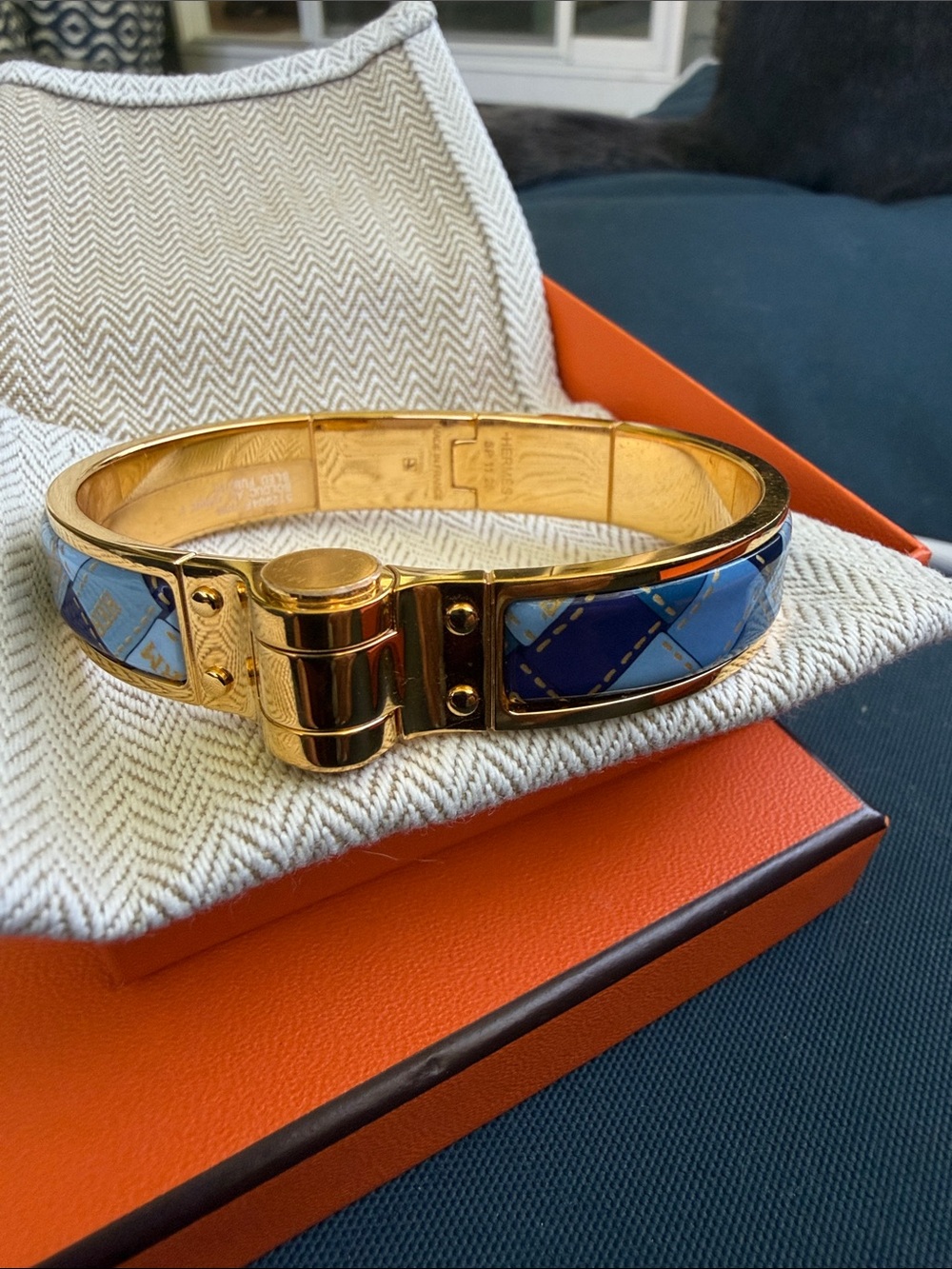 HERMES Bracelet Gold-Tone Hinged Bangle with Blue Enamel Inlay Like New - Picture 2 of 5